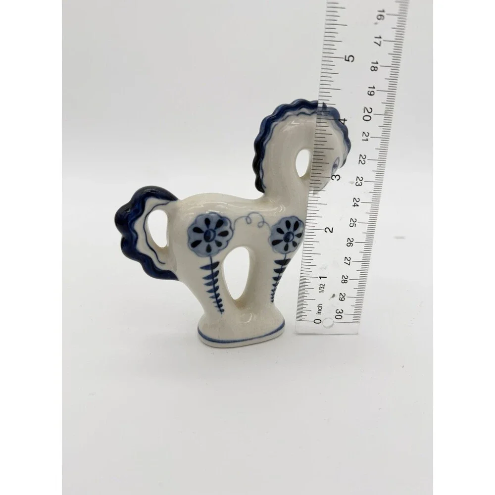 Vtg USSR Art Pottery Gzhel Russia Porcelain White /blue Floral Horse Figurine